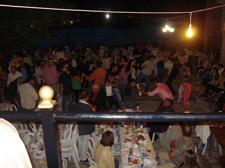 Γλέντι στο αντάμωμα του Λιβαδοχωρίου